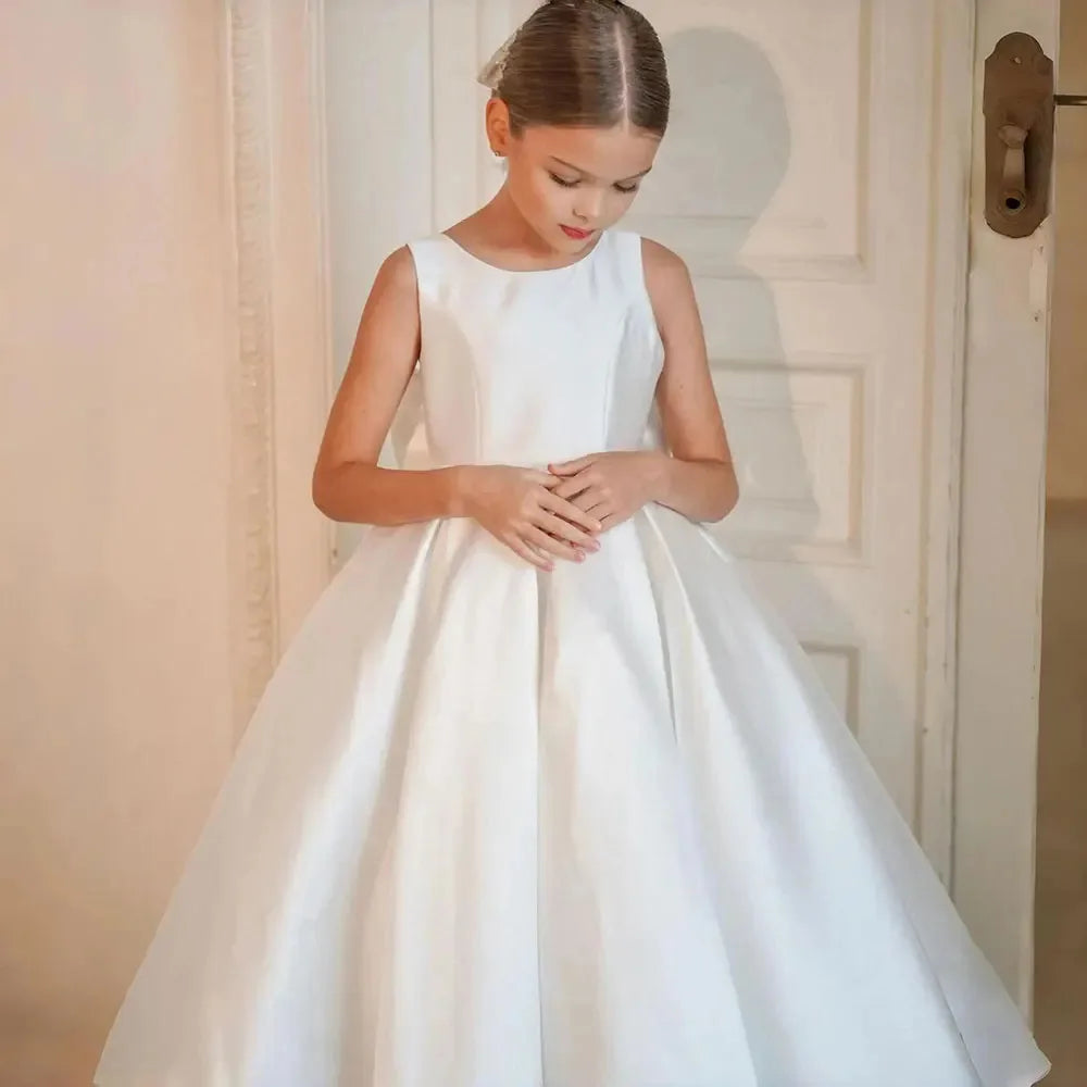 Luxury White Satin Girls Formal Gown Kids Princess Wedding Party Dress Toddler First Communion Dress Children Birthday Outfits