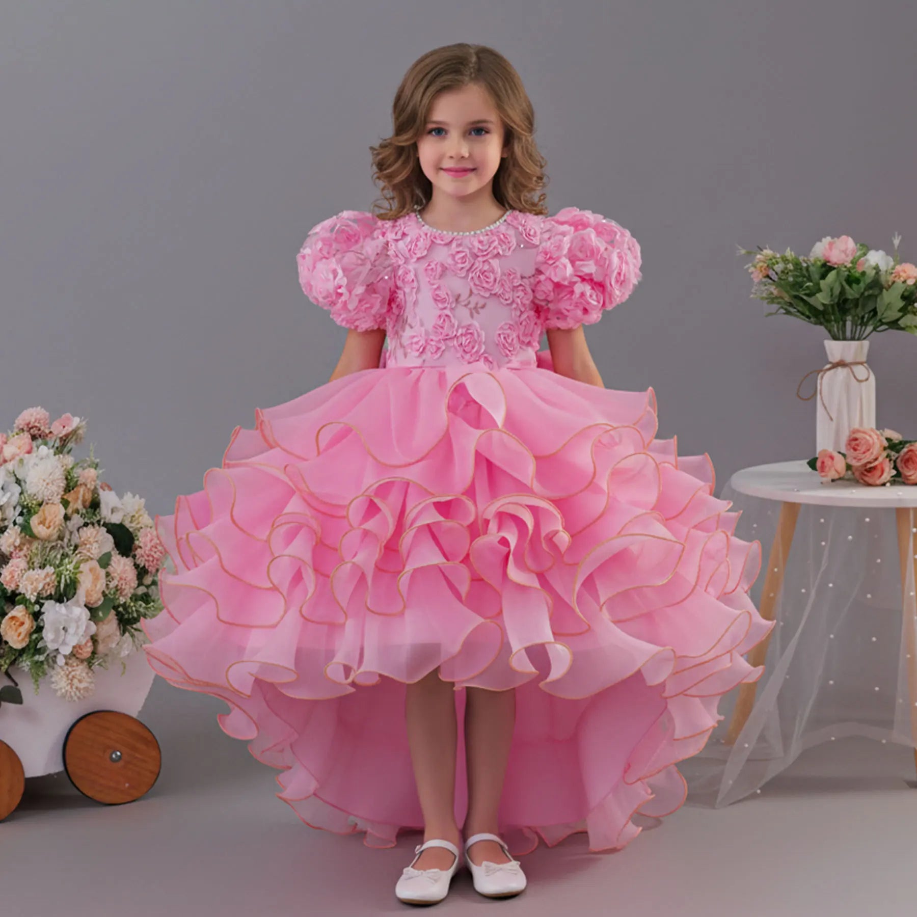 Luxury White Pink Girls Princess Gown 3D Flower Appliques Kids Puffy Tulle Dress with Long Train Children Birthday Event Outfits