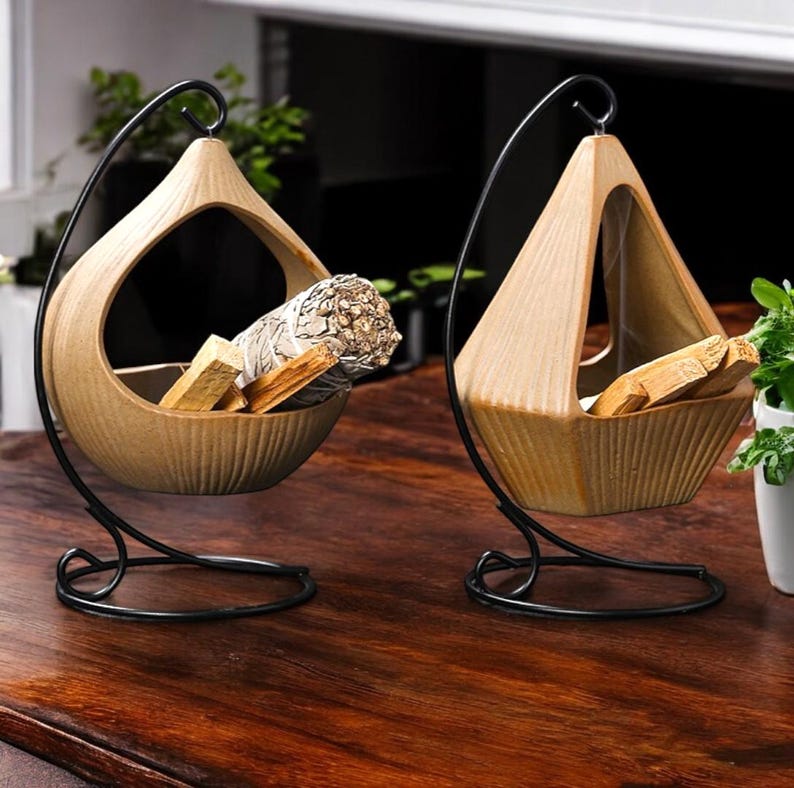 Hanging Ceramic Palo Santo Burner: Wood-Effect Incense Holder